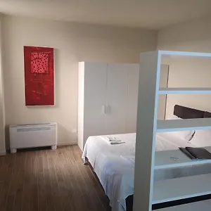 Suiten Apartments Appartamento Bologna