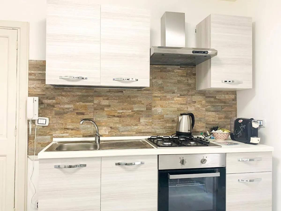 Rocksea Apartments Cefalu